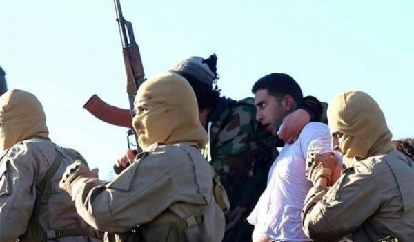 داعش تأسر عروسين خلال حفل زفافهما داعش تأسر عروسين خلال حفل زفافهما