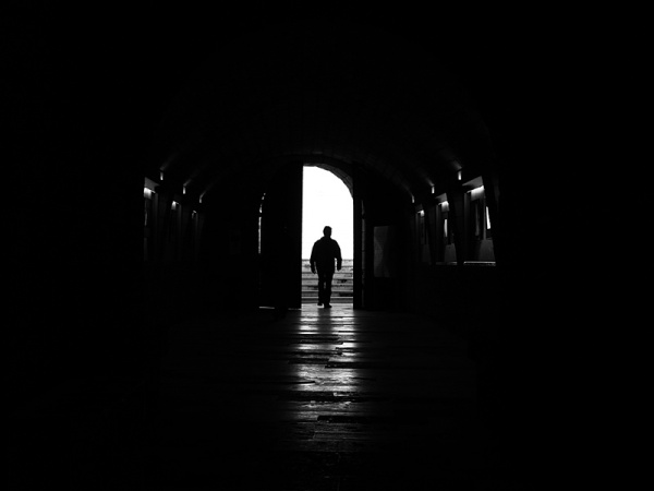 قطرة عين للإبصار في الظلام قطرة عين للإبصار في الظلام