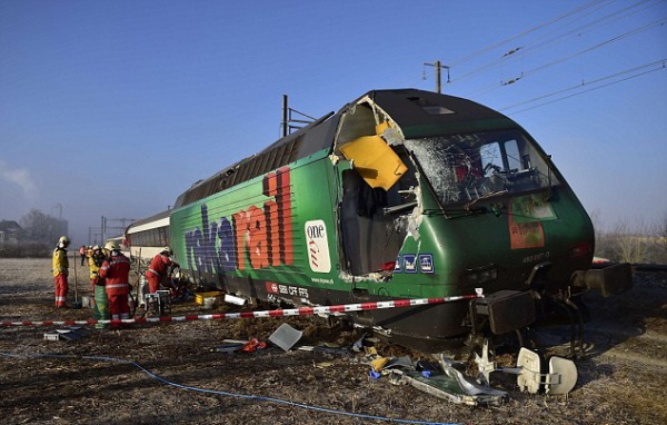 50 injured after two trains smash into each other