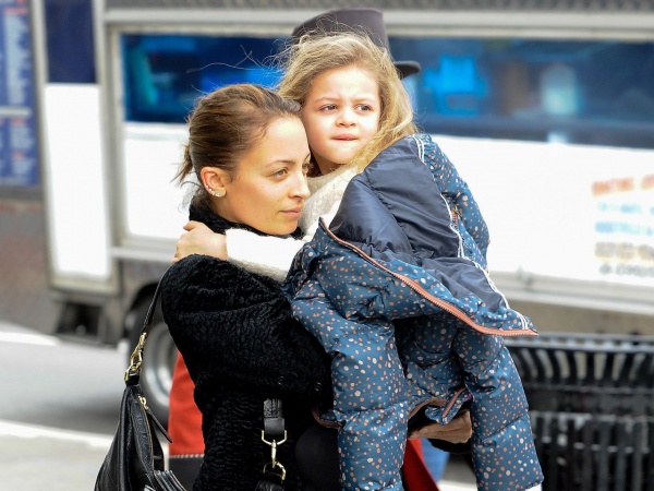 Nicole Richie & Harlow Madden Nicole Richie & Harlow Madden