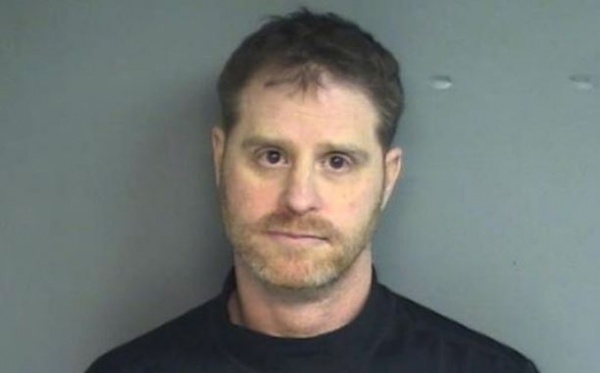 Man Unhappy With Haircut Flew Into Rage at Salon Man Unhappy With Haircut Flew Into Rage at Salon