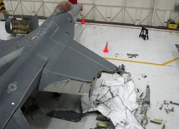 F-16 pilot lands with half of one wing sheared off F-16 pilot lands with half of one wing sheared off