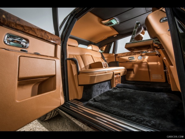 رولز رويز أكثر السيارات رفاهية في العالم رولز رويز أكثر السيارات رفاهية في العالم