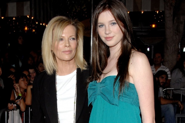 Kim Basinger & Ireland Baldwin Kim Basinger & Ireland Baldwin