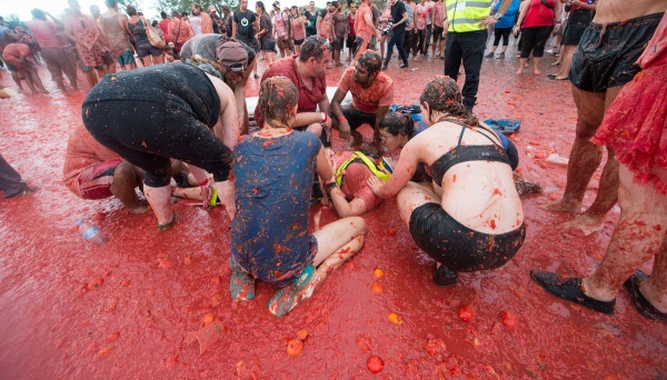 Tomato Battle victem Tomato Battle victem