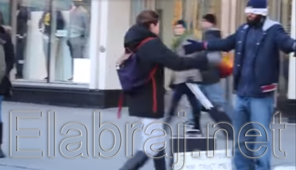 عناق المسلم في شوارع امريكا عناق المسلم في شوارع امريكا