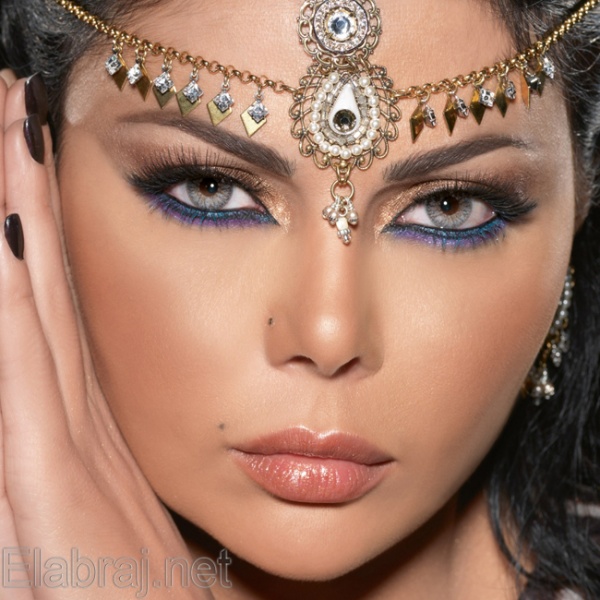 هيفاء وهبي الفنانة اللبنانية تتمني أن تكون مثل ” أحلام “ هيفاء وهبي الفنانة اللبنانية تتمني أن تكون مثل ” أحلام “