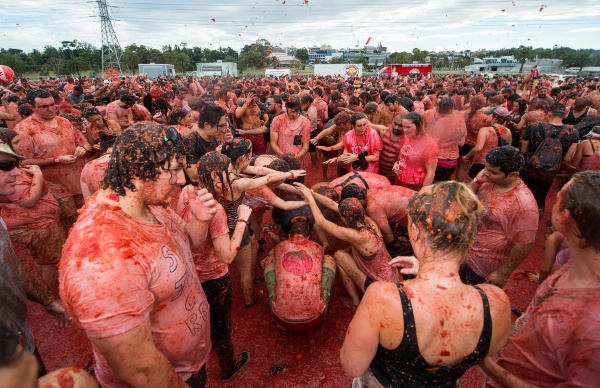 HOT Tomato Battle in Melbourne HOT Tomato Battle in Melbourne