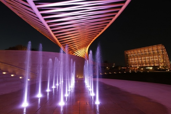 فيديو ... تعرف على أكبر وأجمل الحدائق في الإمارات - أبوظبي فيديو ... تعرف على أكبر وأجمل الحدائق في الإمارات - أبوظبي