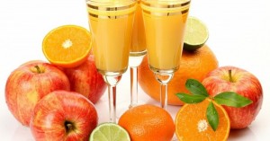 تبحث عن الرشاقة؟ إذاً تناول الفواكه واحذر العصير تبحث عن الرشاقة؟ إذاً تناول الفواكه واحذر العصير