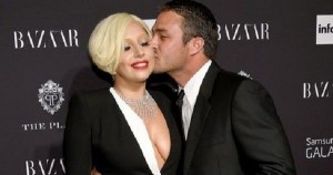 Lady is in love Lady is in love